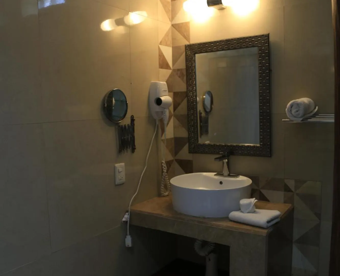 ***  Hotel Aluxes Bacalar Messico