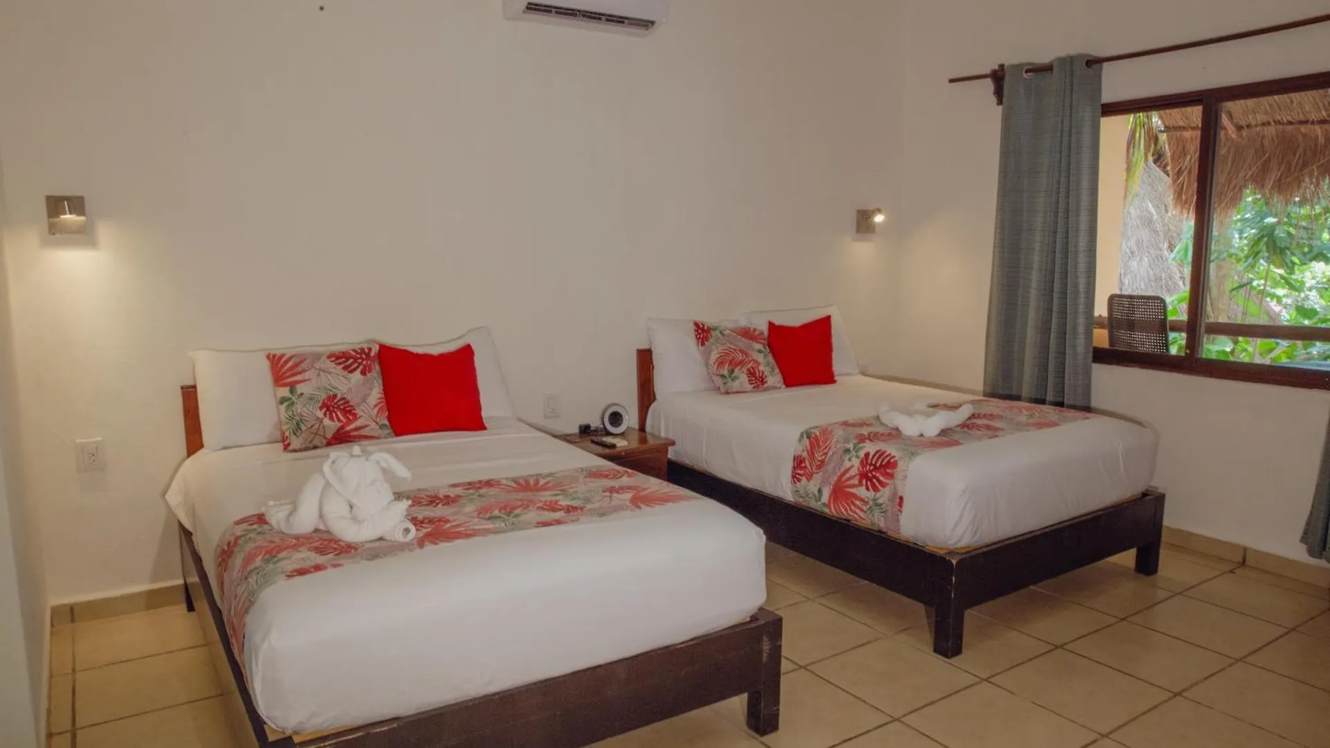 Hotel Aluxes Bacalar