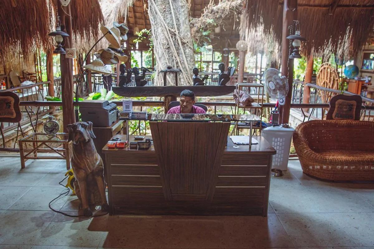 Hotel Aluxes Bacalar